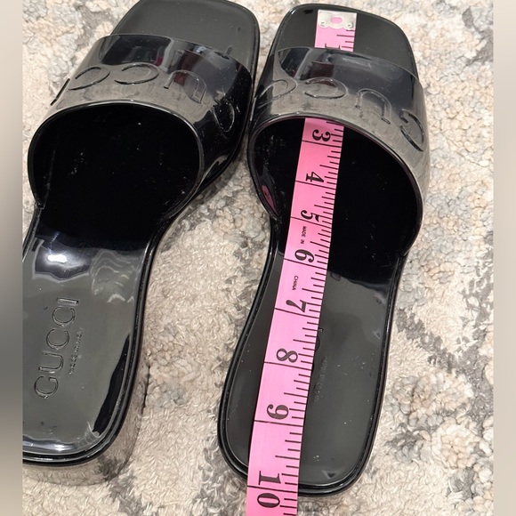 Black rubber slides 🖤🖤✨ - Picture 5 of 6